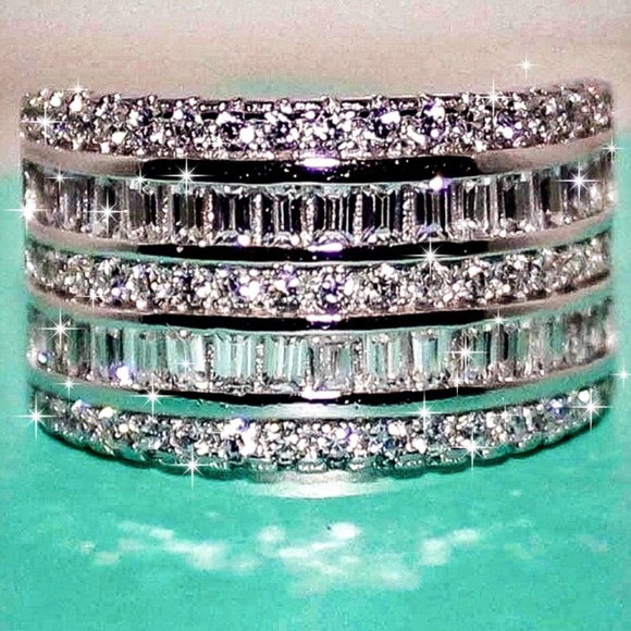 Solid 925 Stamped Silver 8.6ct White Sapphire Ring - Picture 7 of 8